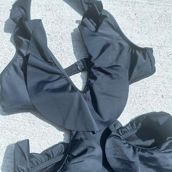 Aerie one piece swimsuit NWT - Picture 3 of 4